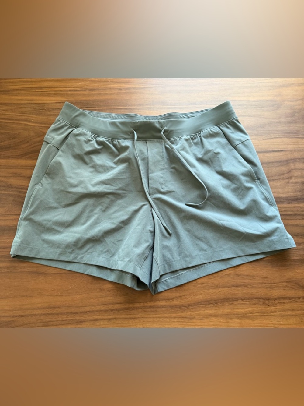 Lululemon Zeroed In Linerless Short 5" Willow Leaf Size XL